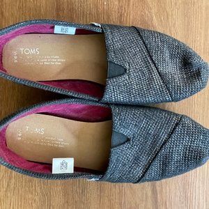 Toms alpargata shoes, silver & black fabric, women's size 9.5, gently used